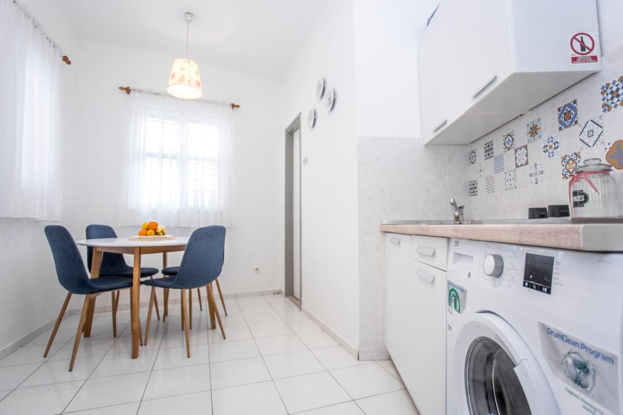Apartment'S Dalmatia Šibenik Eksteriør billede